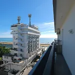 Daire Maison Jolie 4 Posti Vista Mare Piazza Milano